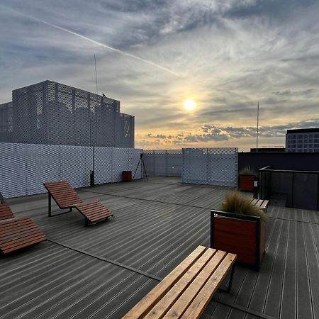 Family House By The River Odra -Panoramic Terrace - 3Room Apartment With 2 Separate Bedrooms And 2 Balconies By Wroapart-Pl- Perfect For Family & Business Stays Breslau Exterior foto