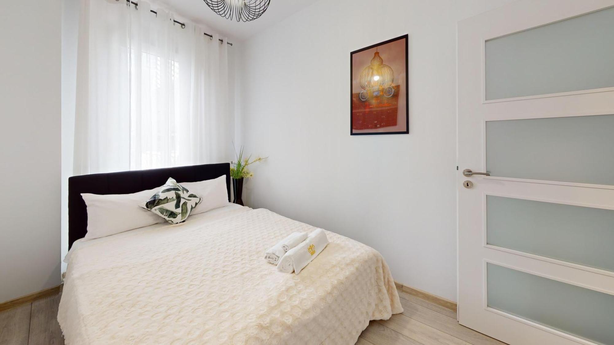 Family House By The River Odra -Panoramic Terrace - 3Room Apartment With 2 Separate Bedrooms And 2 Balconies By Wroapart-Pl- Perfect For Family & Business Stays Breslau Exterior foto